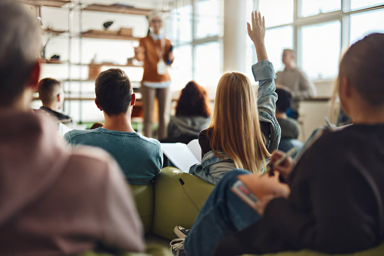 Tutorial Classes for Students